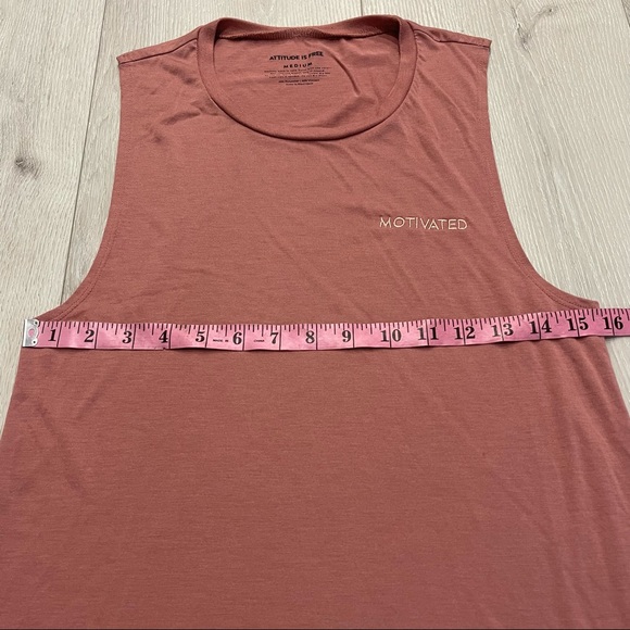 ATTITUDE IS FREE Motivated Mauve Sleeveless Loose Fitting Tank Top Size M - Picture 5 of 8